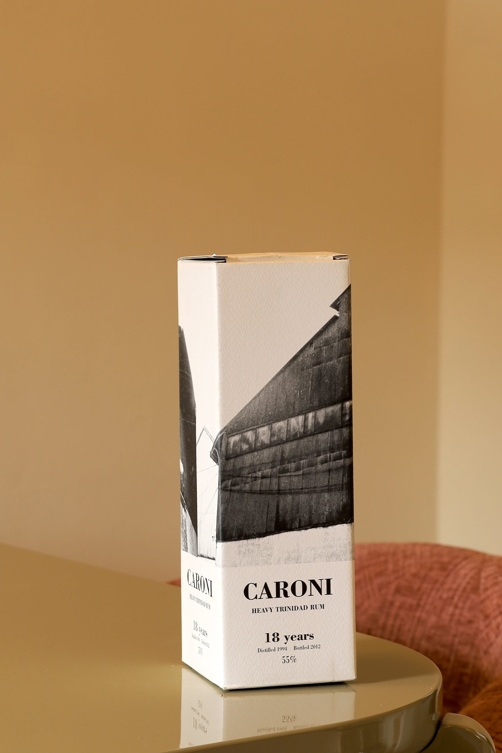 Caroni High Proof Heavy Trinidad Rum 18yo Hangar 1994 0,7l Bottle