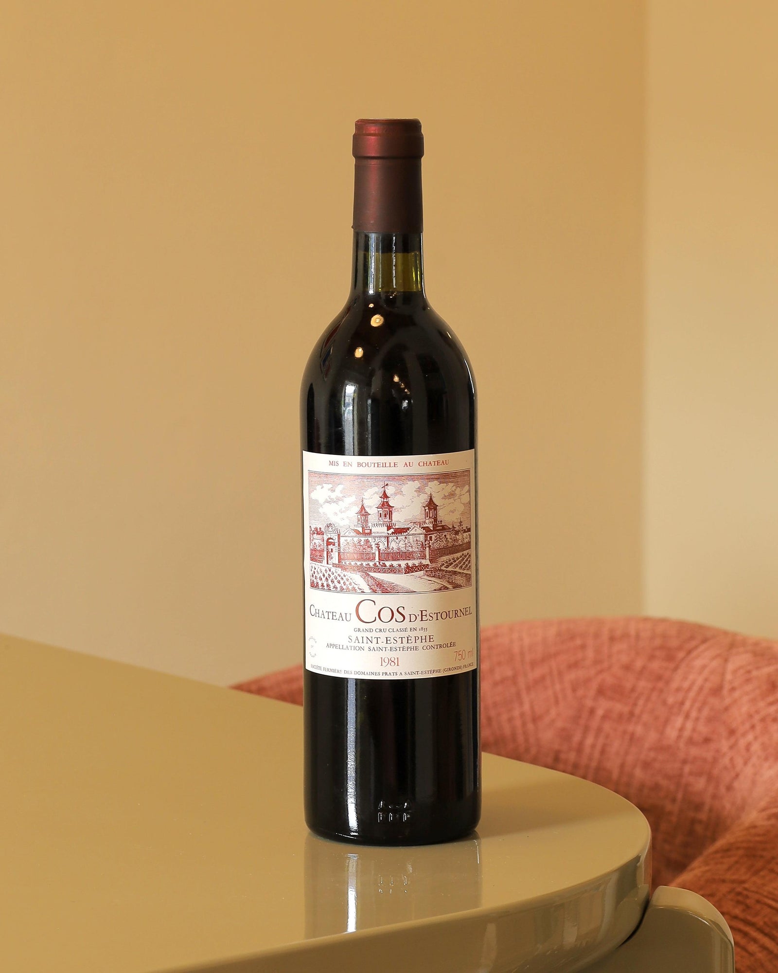 Chateau Cos d'Estournel  Saint-Estephe 1981 AOC 0,75l Bottle