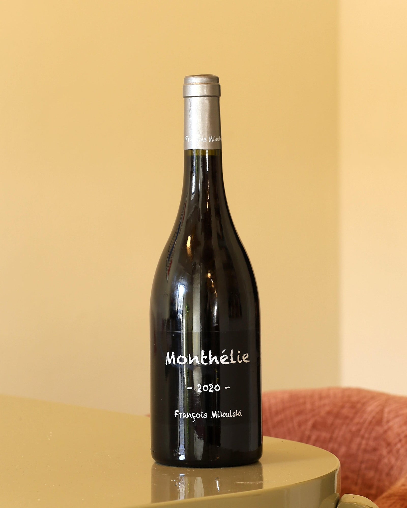 Domaine Mikulski Monthelie Rouge 2020 AOC 0,75l Bottle