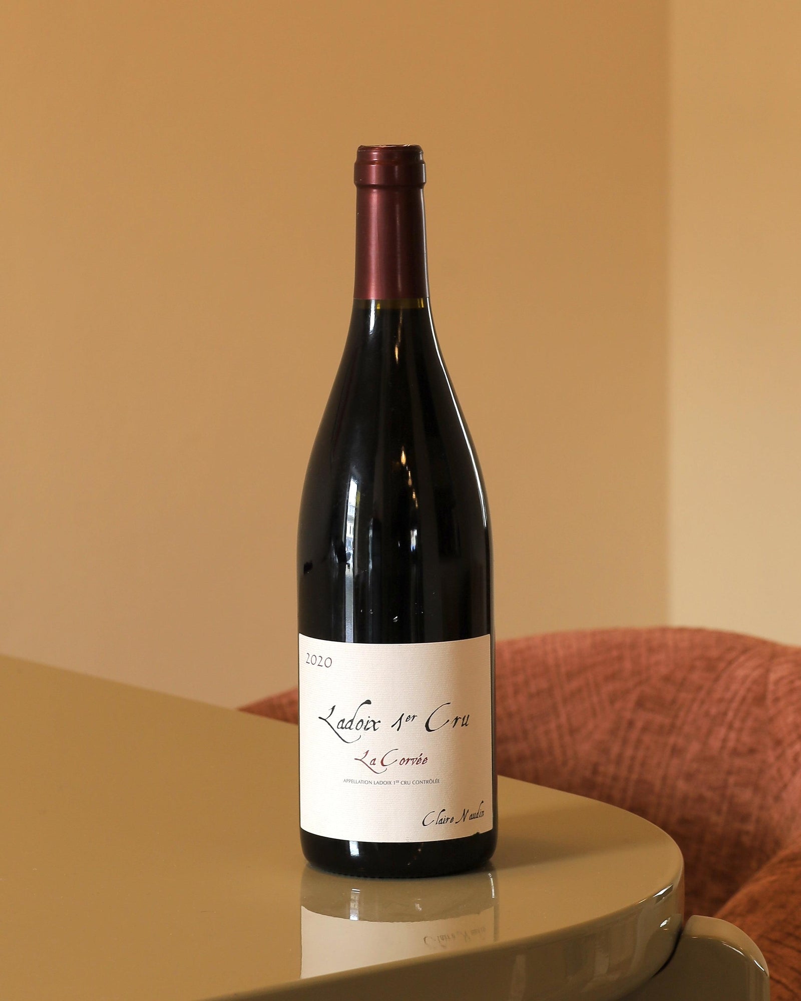 Domaine Naudin Ferrand Ladoix Premier Cru La Corvee Rouge 2020 AOC 0,75l Bottle
