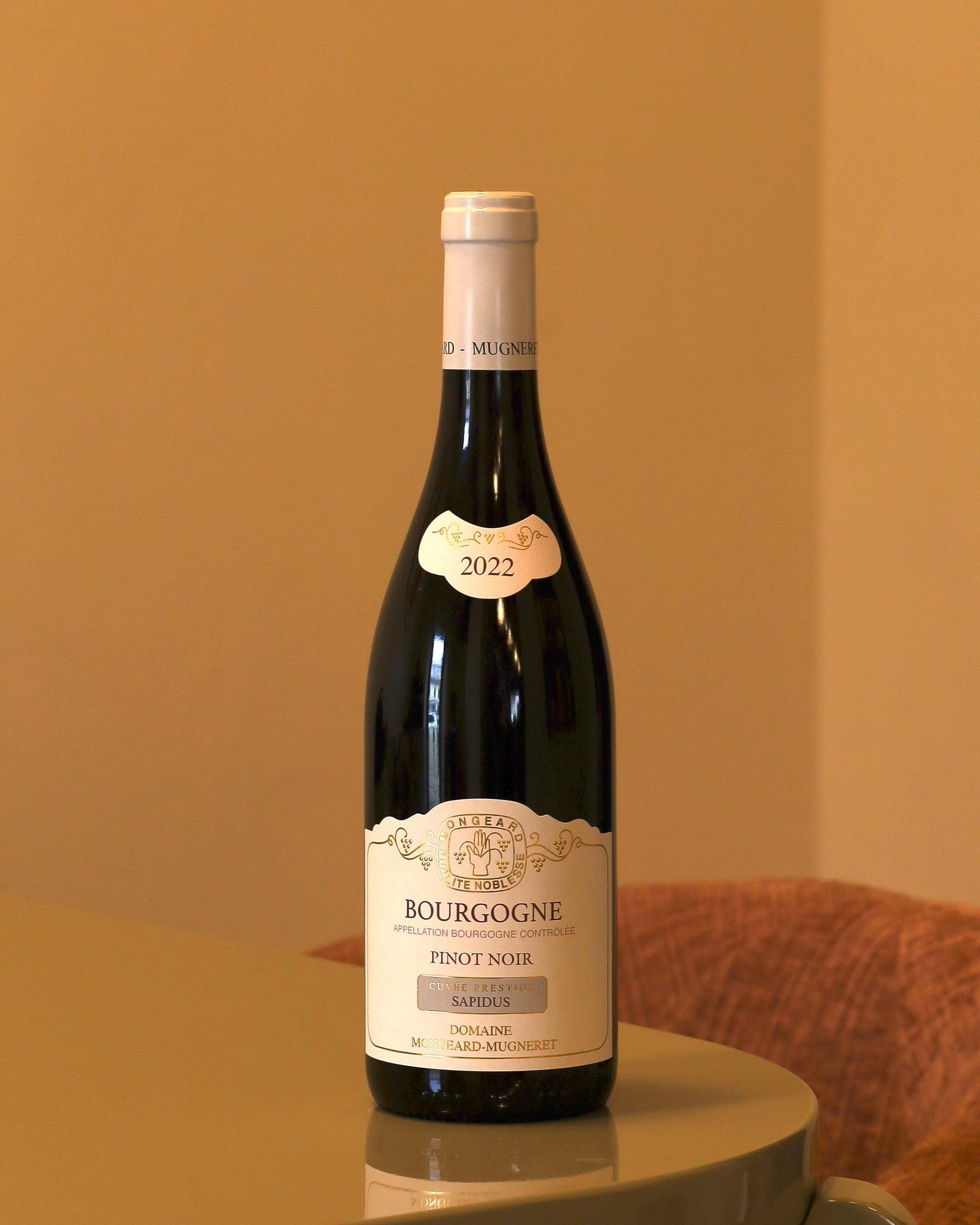 Mongeard Mugneret Bourgogne Pinot Noir Cuvee Sapidus 2022 AOC 0,75l Bottle