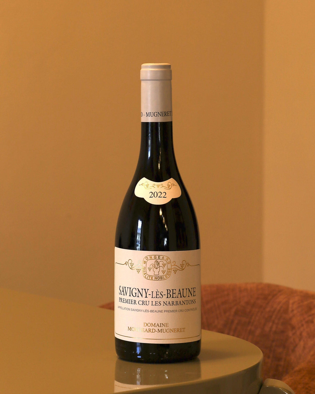 Mongeard Mugneret Savigny Rouge Les Beaune Premier Cru Les Narbatons 2022 AOC 0,75l Bottle