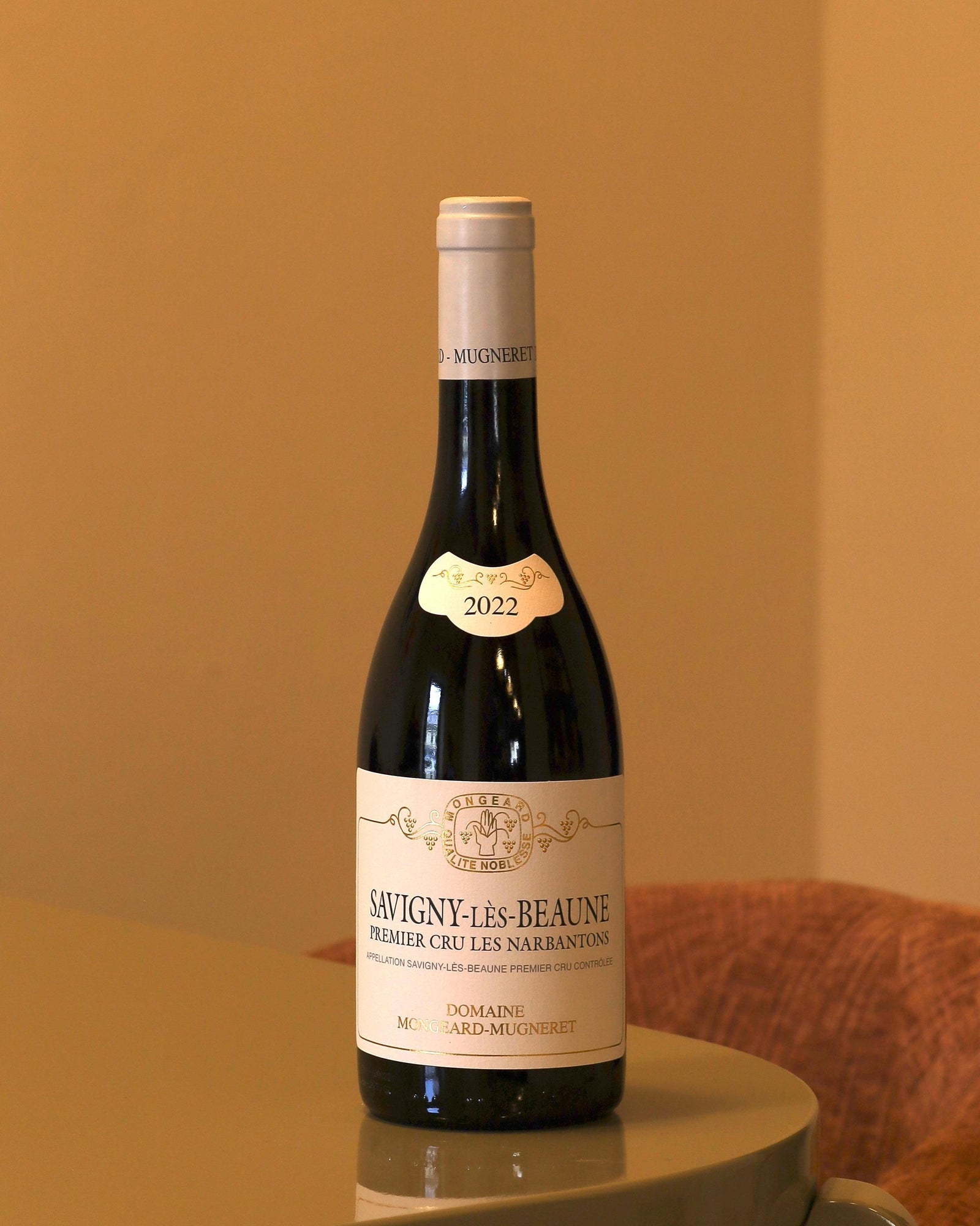Mongeard Mugneret Savigny Rouge Les Beaune Premier Cru Les Narbatons 2022 AOC 0,75l Bottle