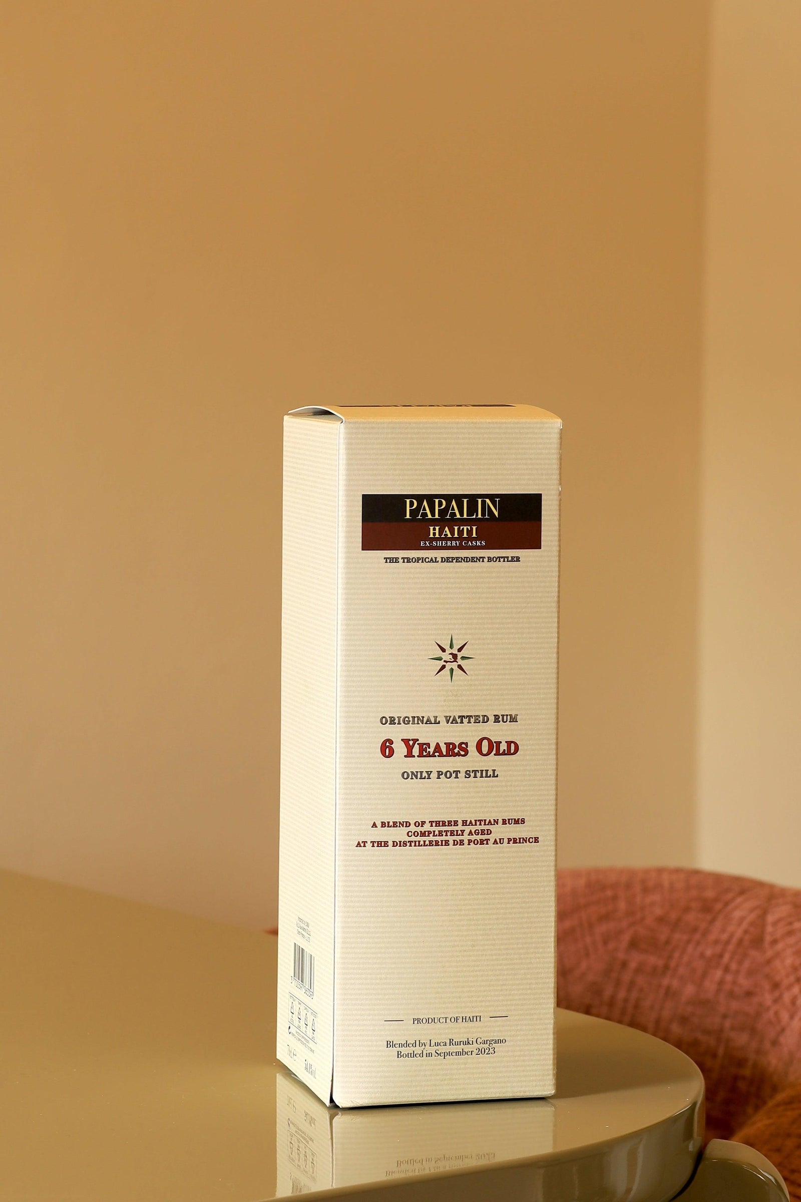 Papalin 6yo pot still ex sherry cask NV 0,7l Bottle